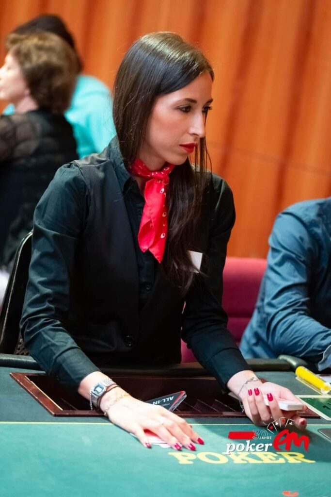 Immagine per art. Poker Social Enterprise in allinchannel.com
